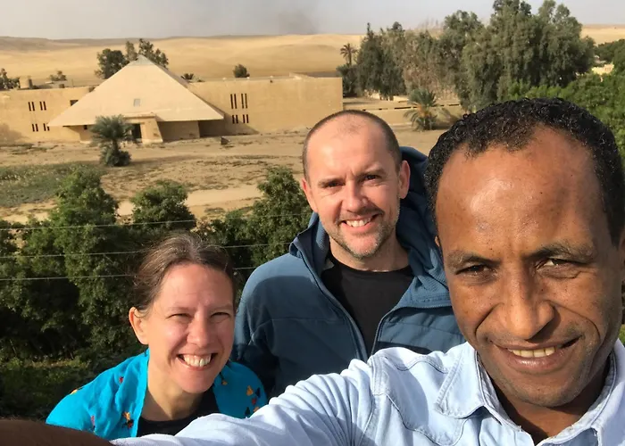 Sakkara Pyramid Inn Hotel